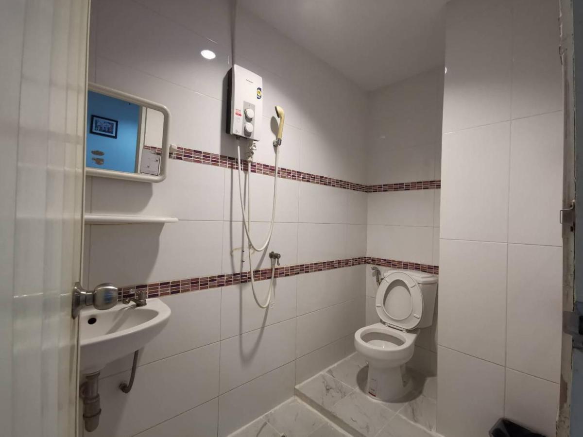 Ban Kaew Songkhla Hotel Bagian luar foto